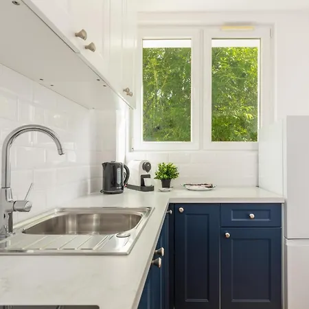 In Centre Of - Katedralna With Balcony By Renters *