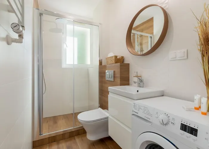 In Centre Of - Katedralna With Balcony By Renters Appartement