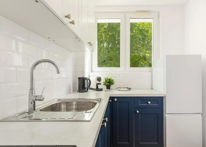 In Centre Of - Katedralna With Balcony By Renters *