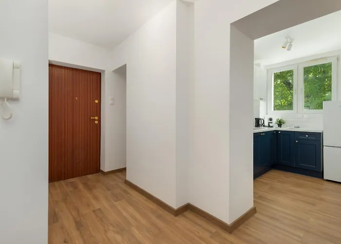 In Centre Of - Katedralna With Balcony By Renters Appartement