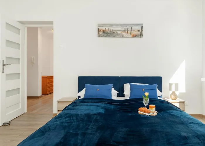 In Centre Of - Katedralna With Balcony By Renters