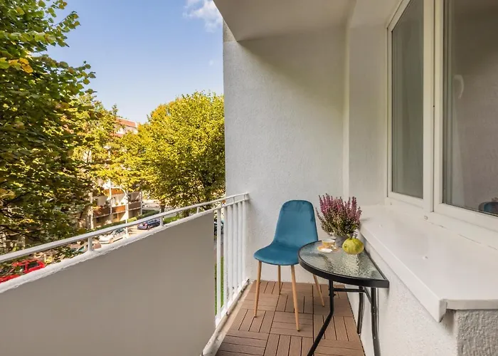 Appartement In Centre Of - Katedralna With Balcony By Renters Kołobrzeg